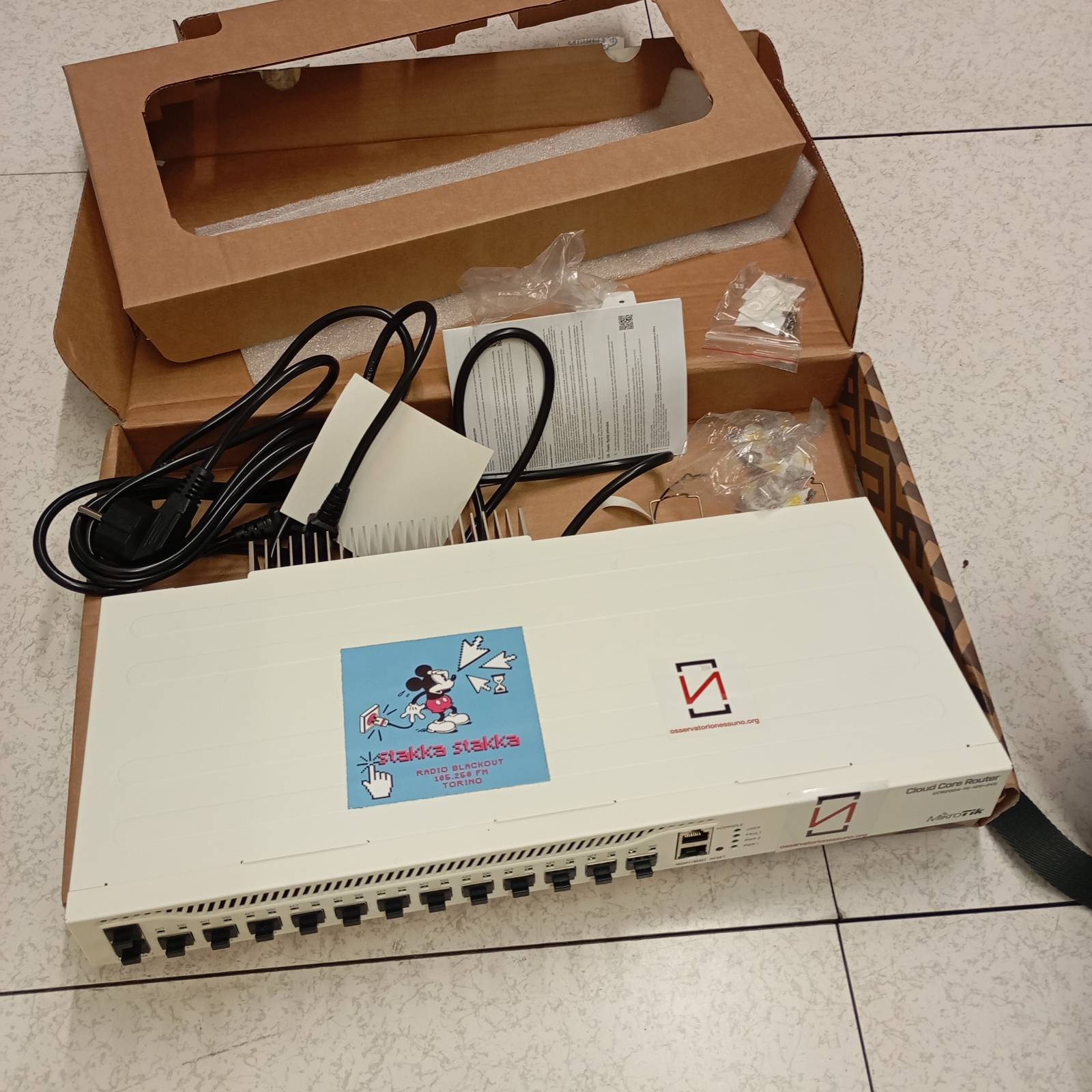 Mikrotik Router unboxing